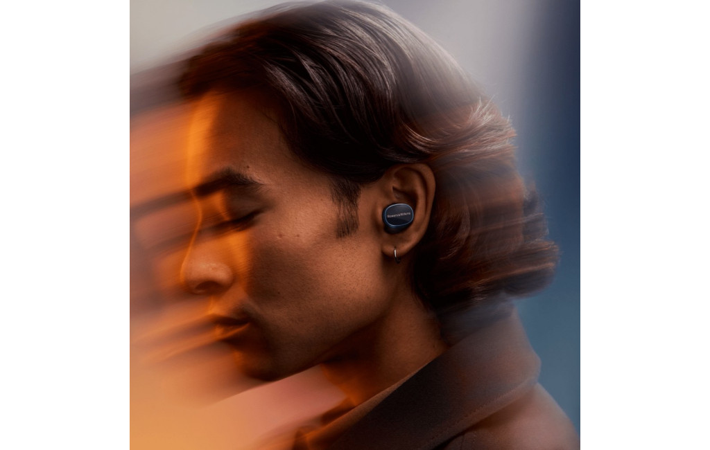 Bowers & Wilkins Pi 8 Midnight Blue
