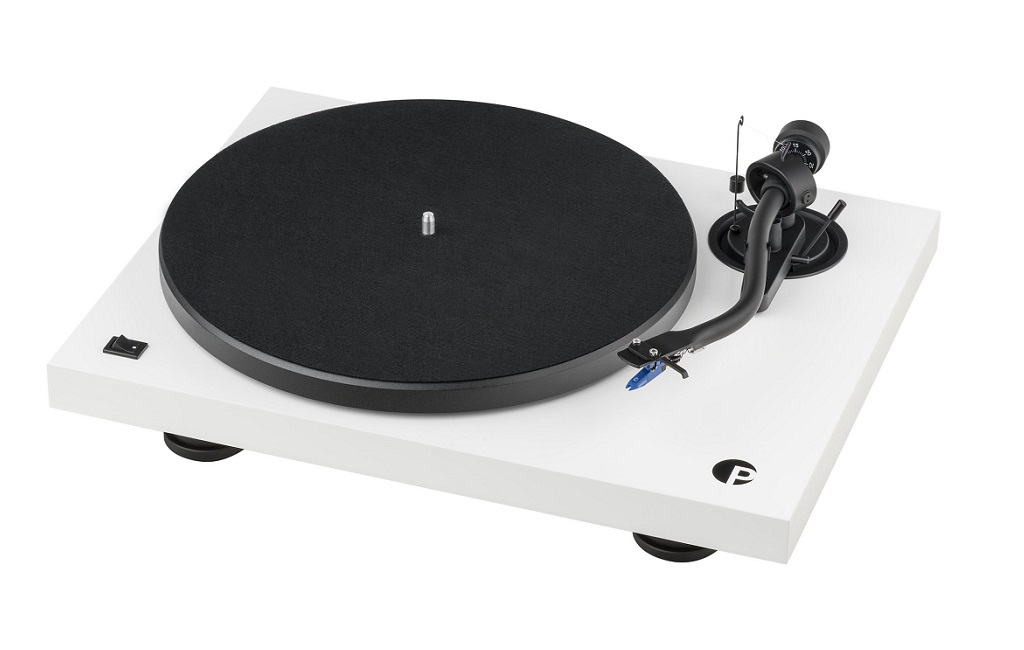 Виниловые проигрыватели Pro-Ject Debut III S audiophile Black Pick it 25A