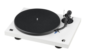 Виниловые проигрыватели Pro-Ject Debut III S audiophile Black Pick it 25A