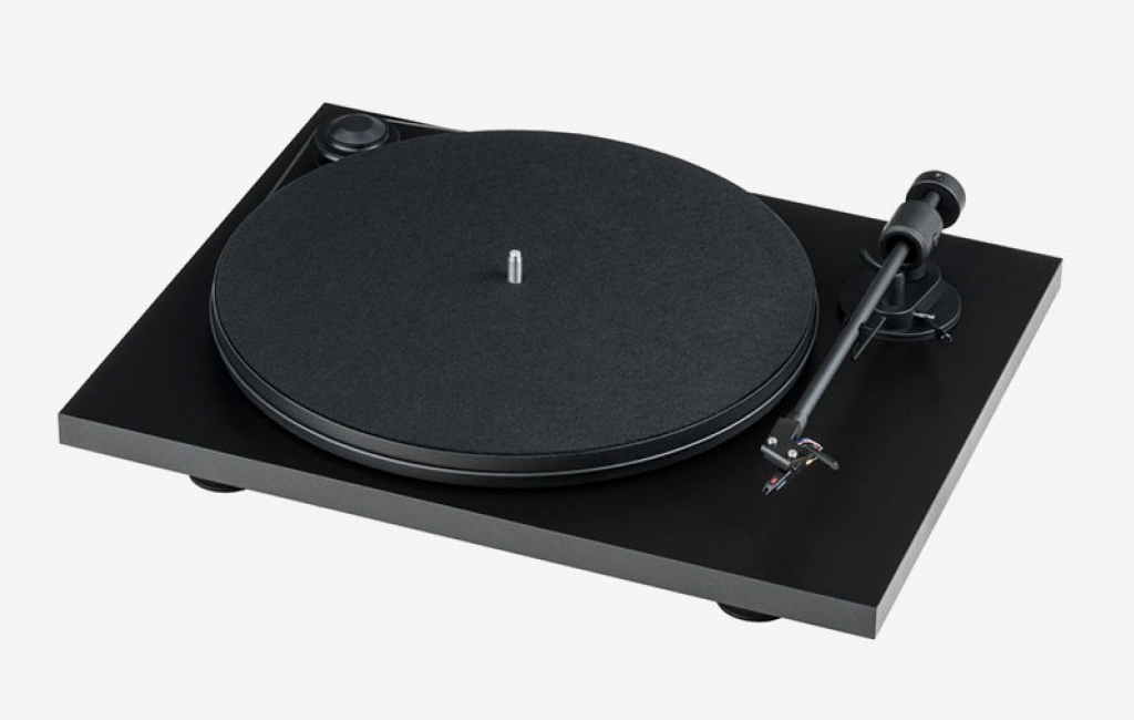 Виниловые проигрыватели Pro-Ject Primary E OM NN Black
