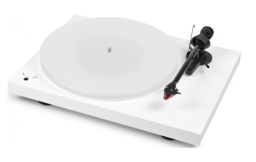 Виниловые проигрыватели Pro-Ject Debut Carbon DC 2M-Red White