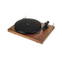 Виниловые проигрыватели Pro-Ject Debut Recordmaster OM5e Walnut