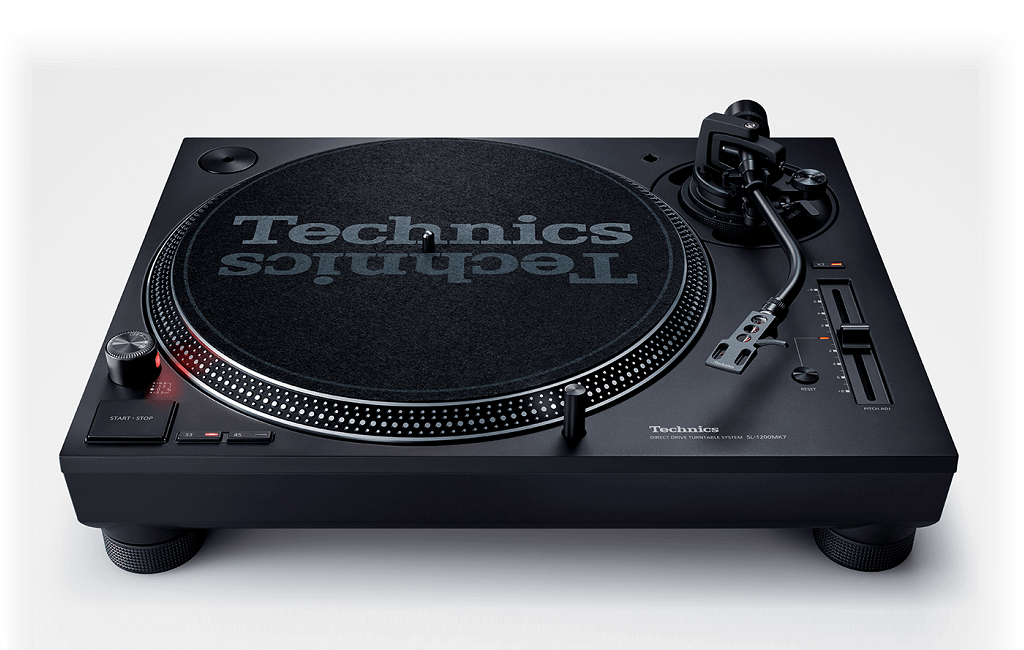 Виниловые проигрыватели Technics SL-1210 MK7 Black