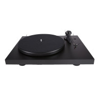Виниловые проигрыватели Pro-Ject Debut III DC OM5e Piano