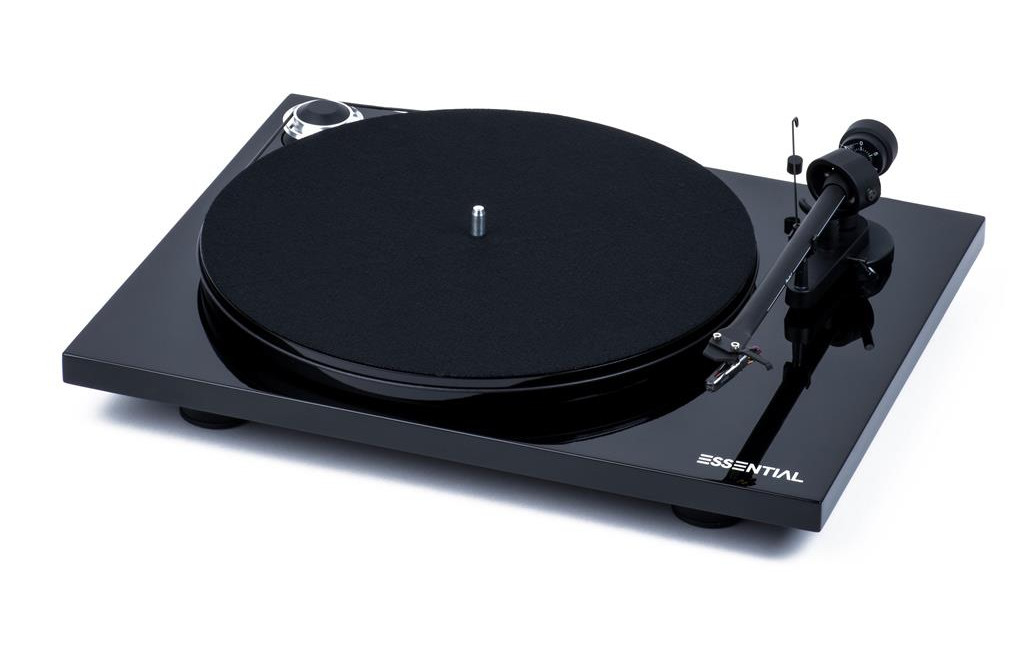 Виниловые проигрыватели Pro-Ject Essential III Phono OM10 Piano
