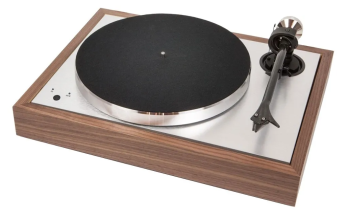 Виниловые проигрыватели Pro-Ject The Classic Evo 2M Silver Walnut
